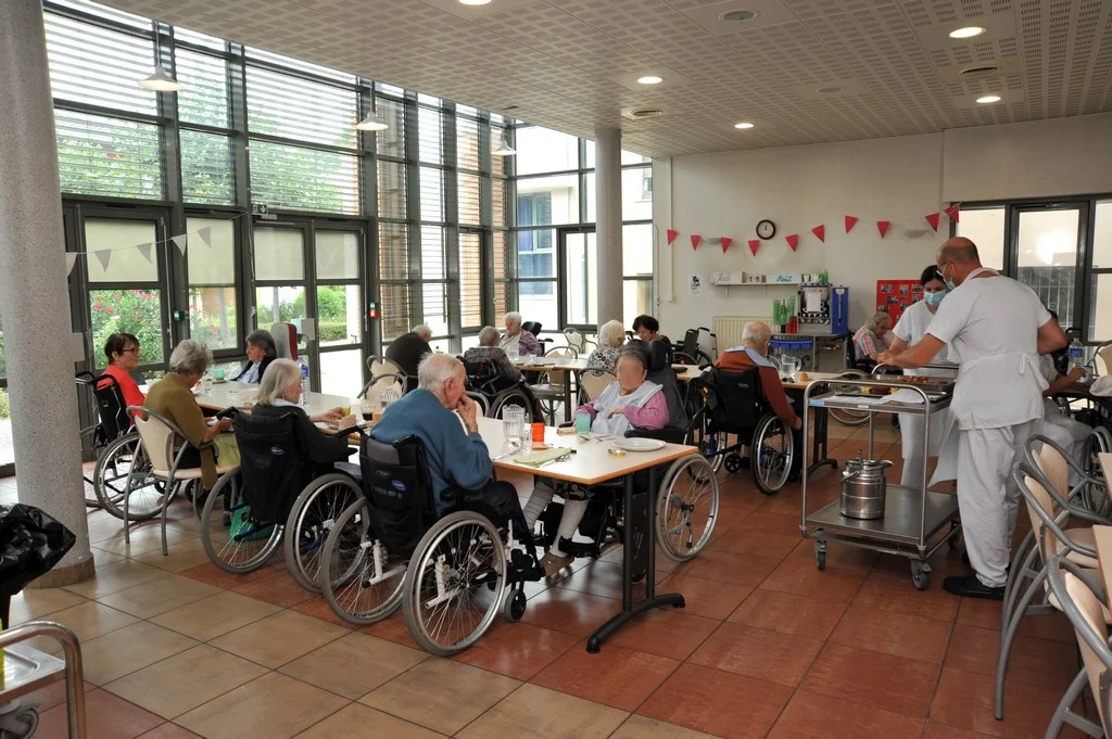 Salle-manger-Hopital-001